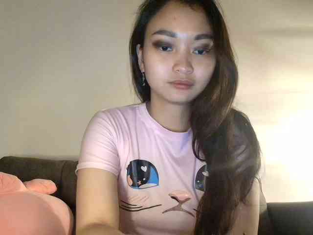 RozyElle webcam