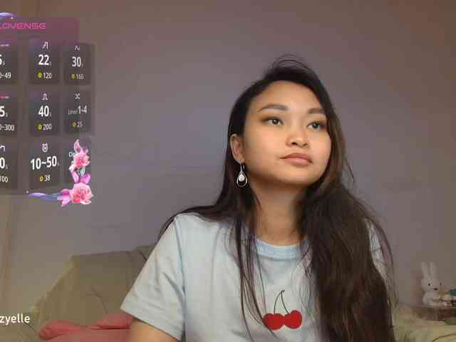 RozyElle webcam