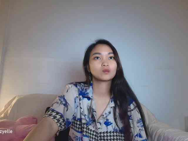 RozyElle webcam
