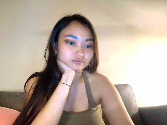 RozyElle webcam