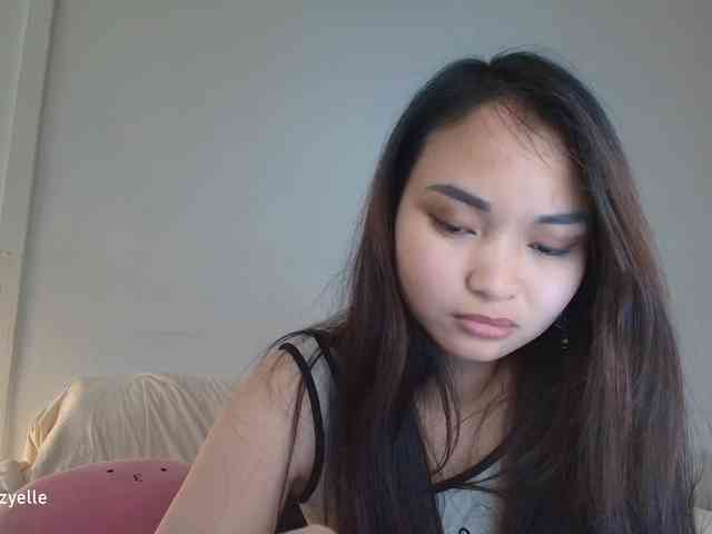 RozyElle webcam