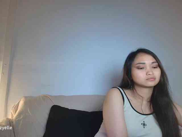 RozyElle webcam