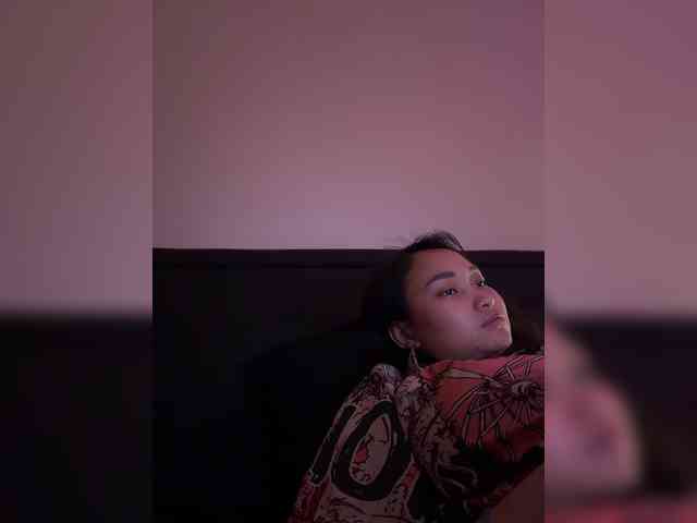 RozyElle webcam