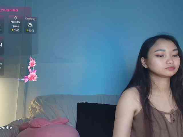 RozyElle webcam