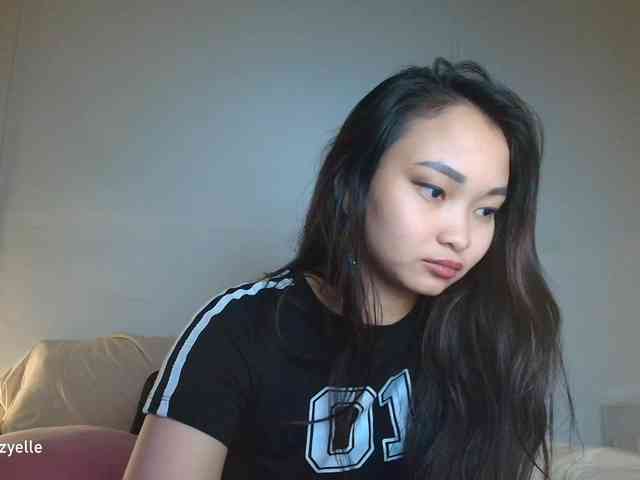 RozyElle webcam