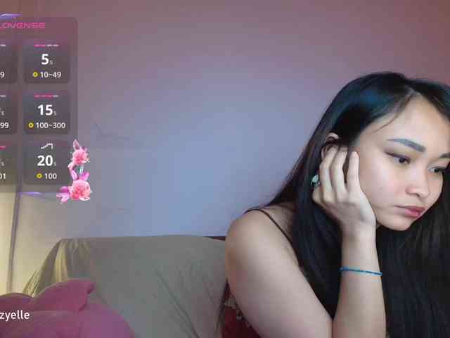 RozyElle webcam
