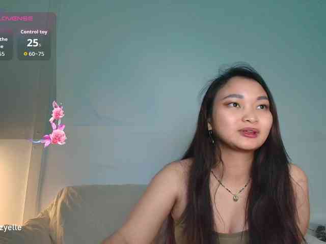 RozyElle webcam