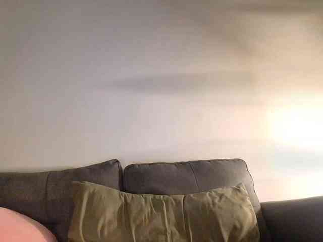 RozyElle webcam