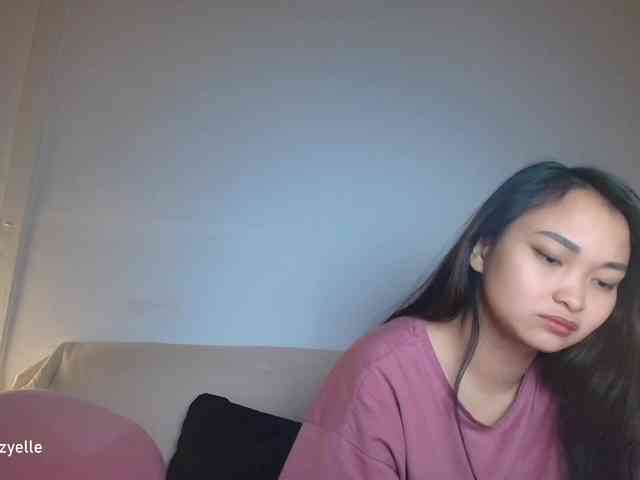 RozyElle webcam