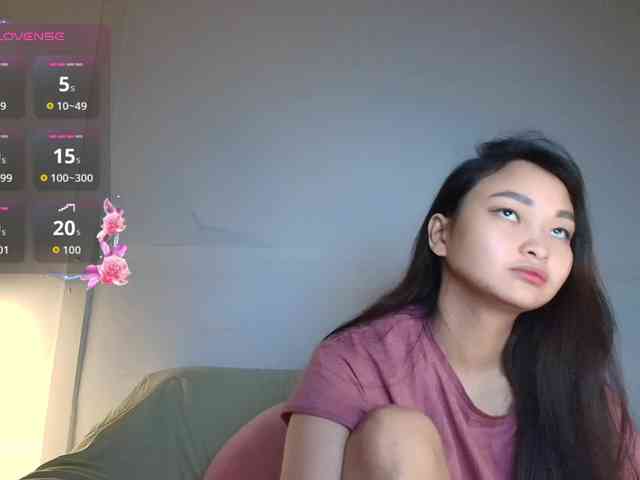 RozyElle webcam