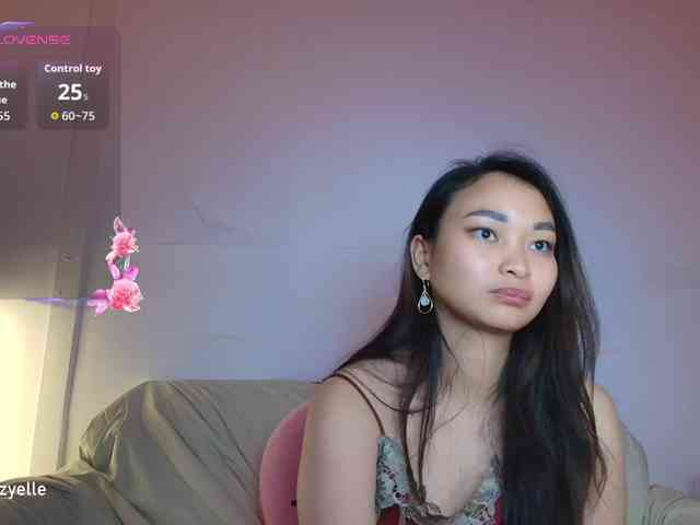 RozyElle webcam