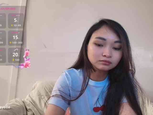 RozyElle webcam