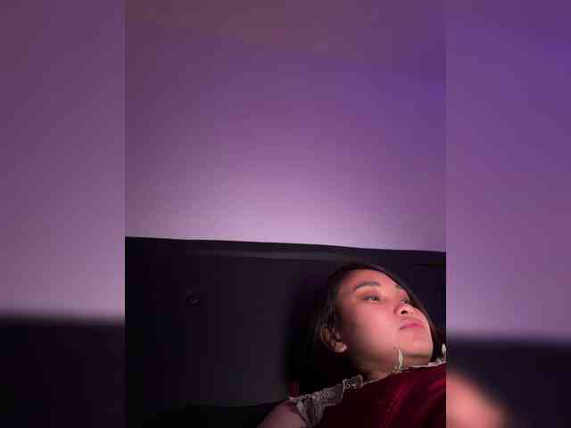 RozyElle webcam