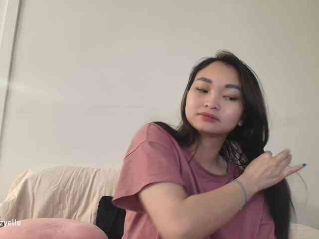 RozyElle webcam