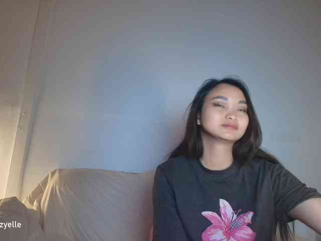 RozyElle webcam