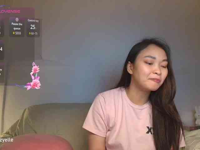 RozyElle webcam