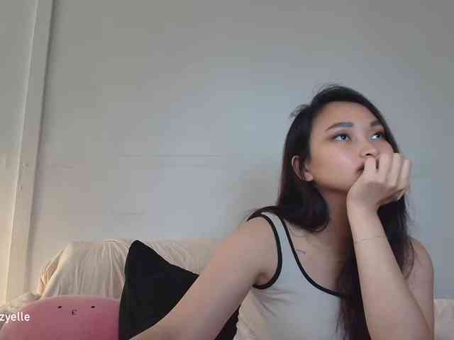 RozyElle webcam