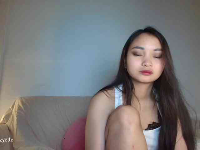 RozyElle webcam