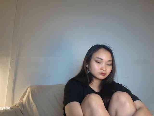 RozyElle webcam