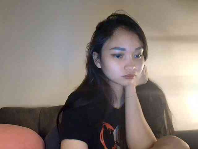 RozyElle webcam