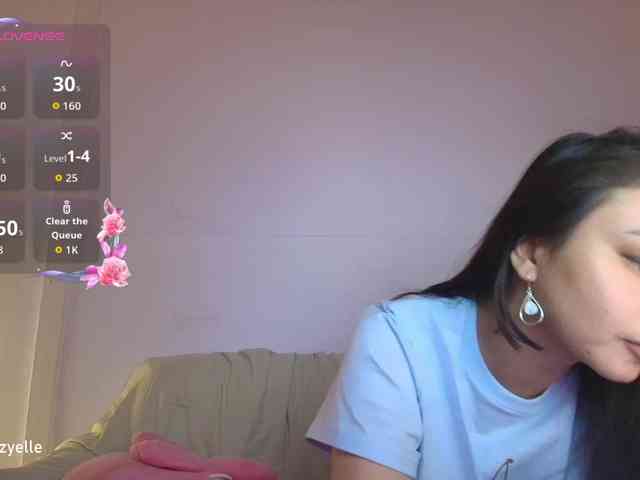 RozyElle webcam