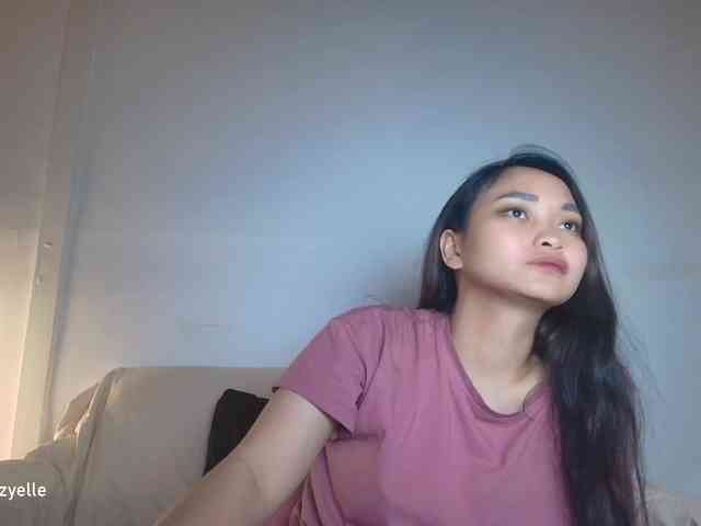 RozyElle webcam