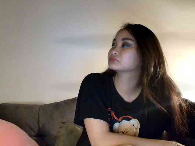 RozyElle webcam