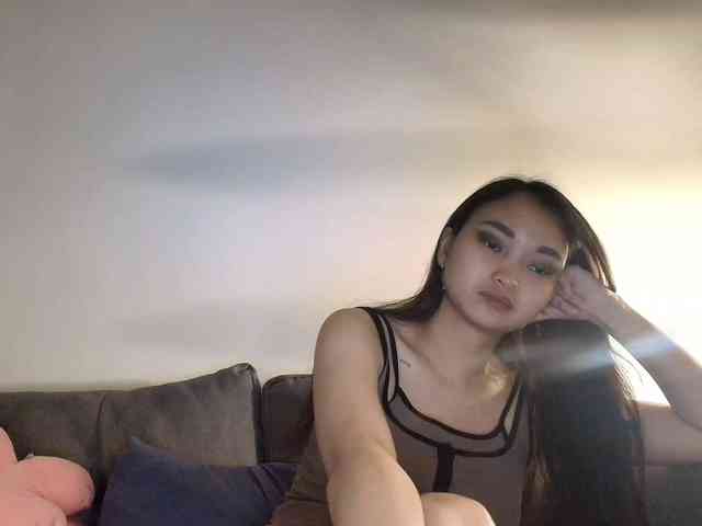 RozyElle webcam