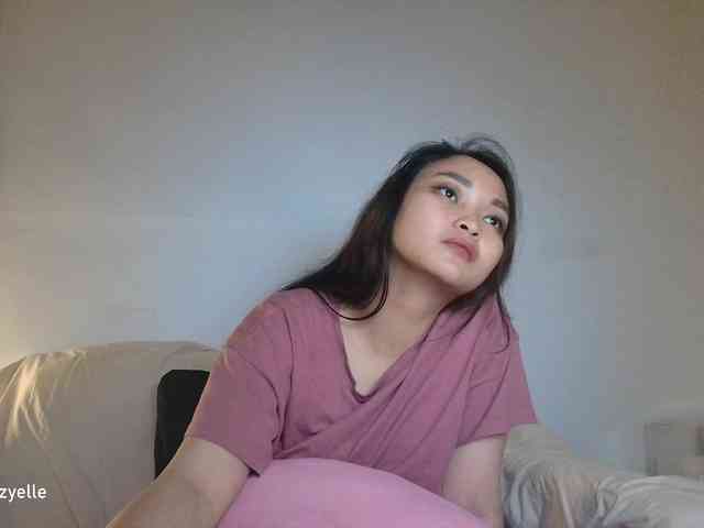 RozyElle webcam