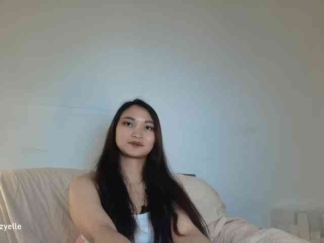 RozyElle webcam