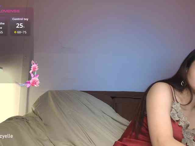RozyElle webcam