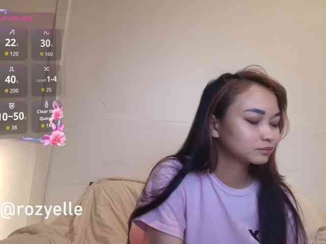 RozyElle webcam