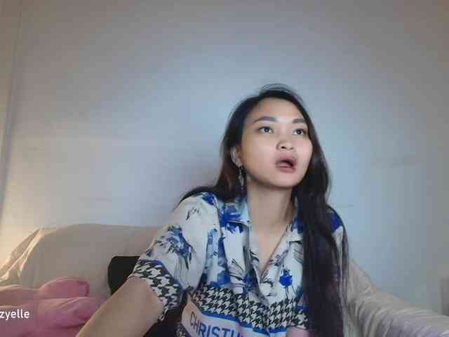 RozyElle webcam