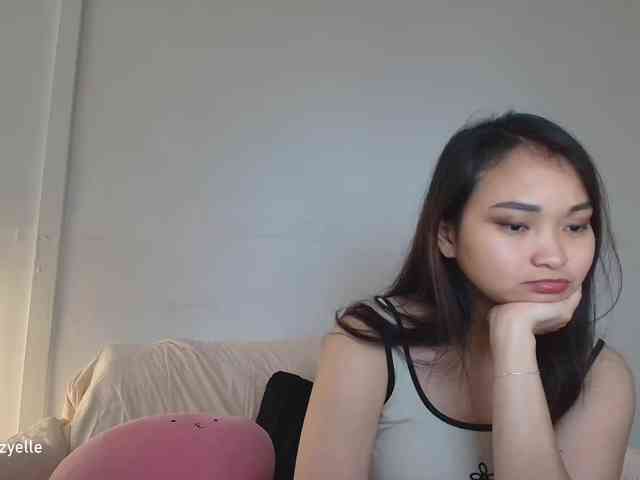 RozyElle webcam