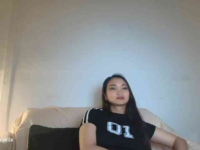 RozyElle webcam
