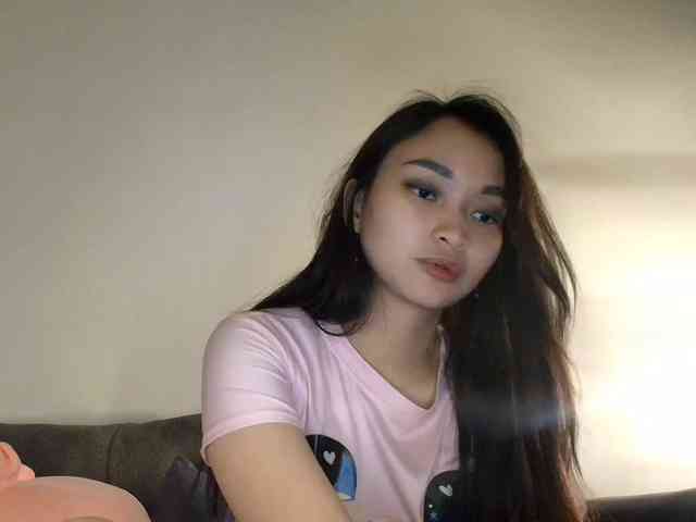 RozyElle webcam