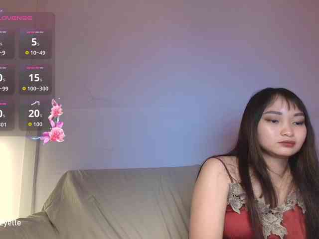 RozyElle webcam