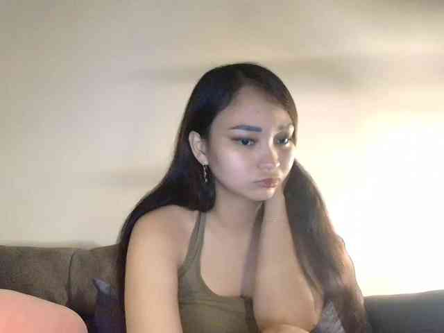 RozyElle webcam