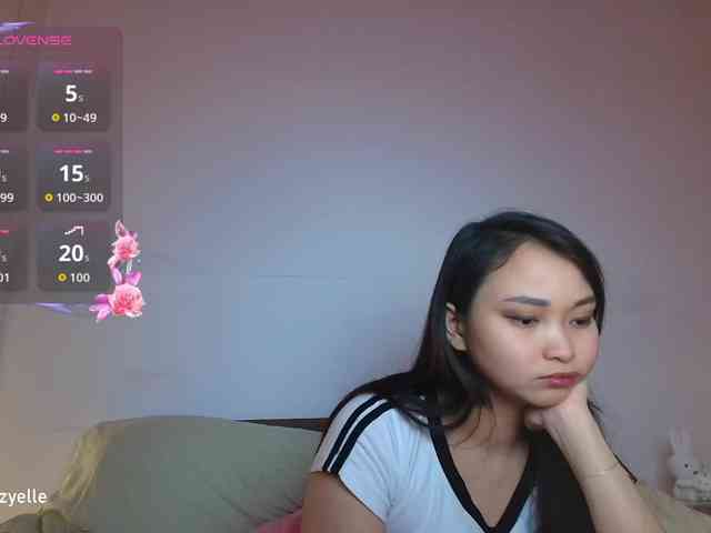 RozyElle webcam