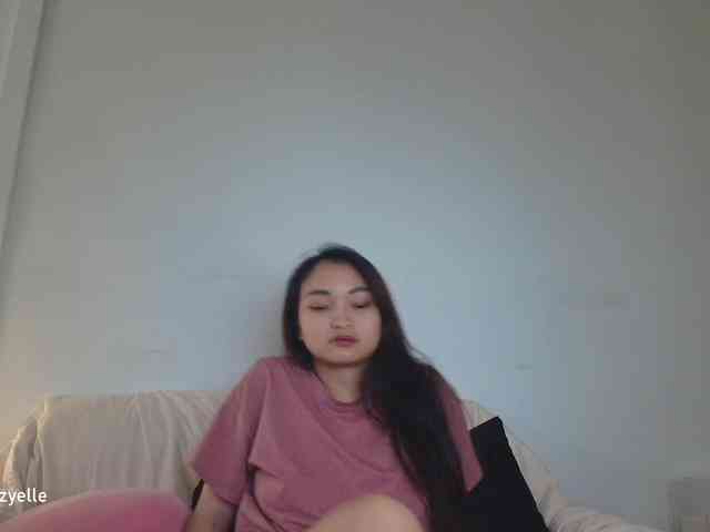 RozyElle webcam