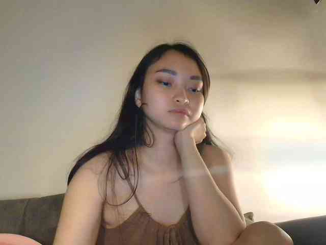 RozyElle webcam