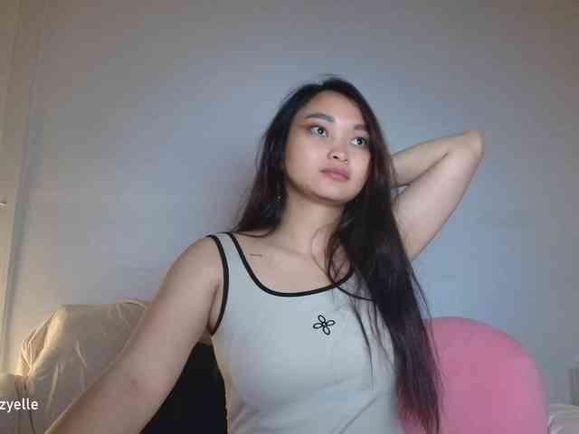 RozyElle webcam