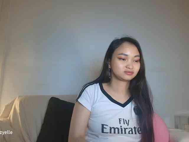 RozyElle webcam