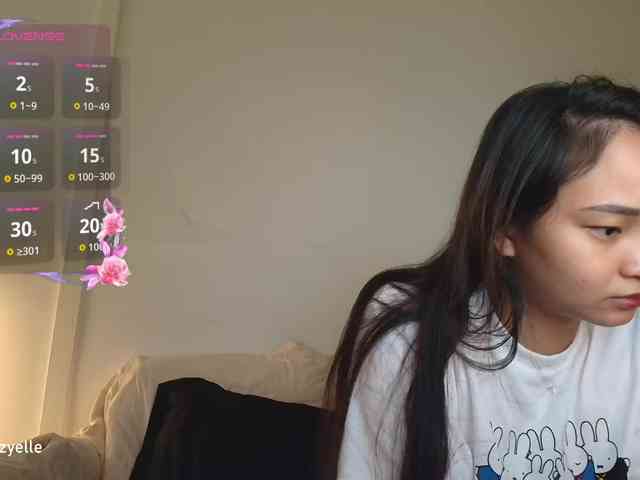 RozyElle webcam