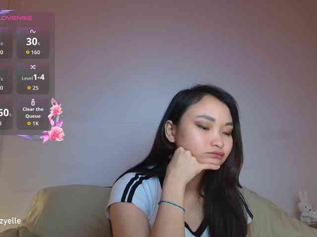 RozyElle webcam