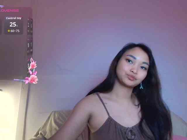 RozyElle webcam