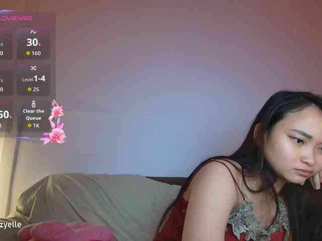 RozyElle webcam