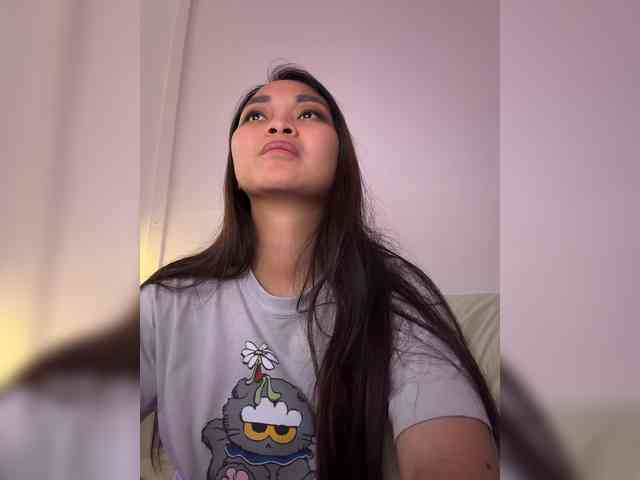 RozyElle webcam