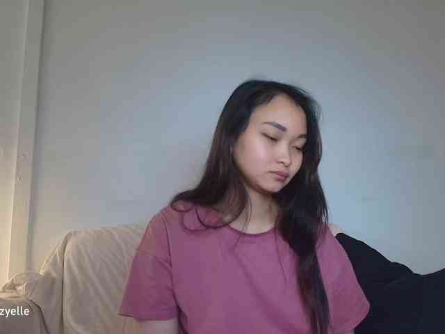 RozyElle webcam