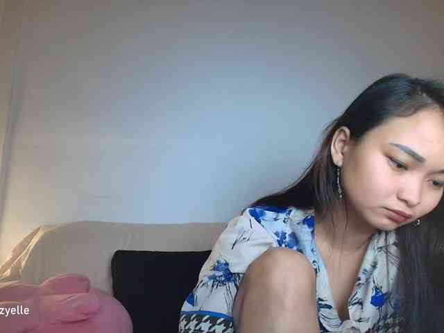 RozyElle webcam
